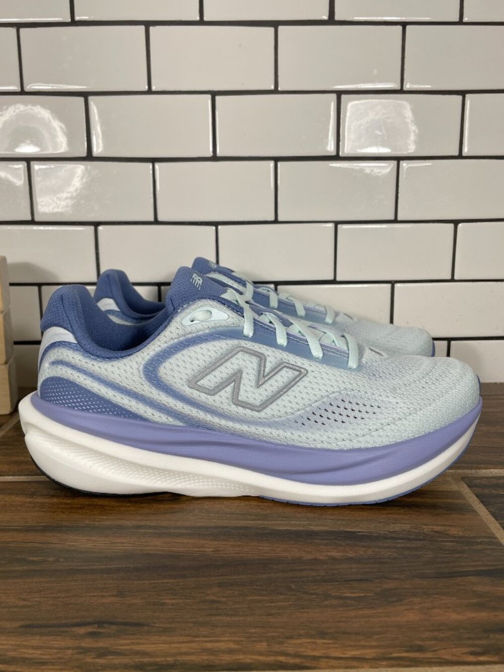 New Balance 1080v15 Running Shoes Womens Size 7.5 Multicolor Cushioned Sneakers - Picture 3 of 12